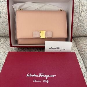 Ferragamo nude vara crossbody with box and authenticity card.